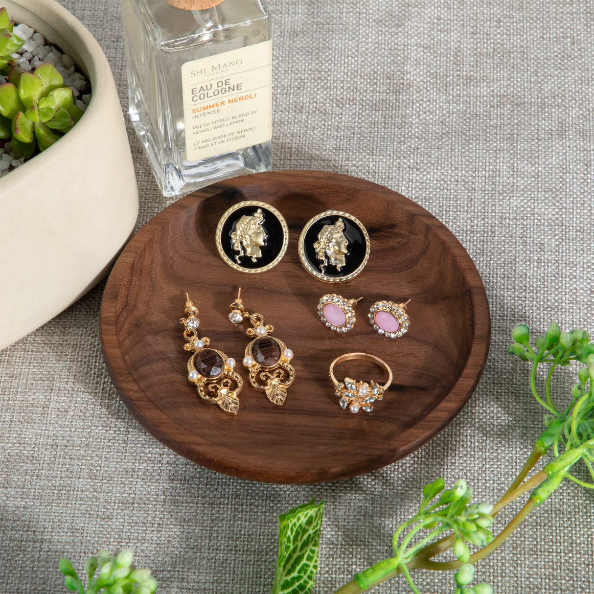 Personalized Small Wooden Jewelry Tray Engraved Wooden Ring Dish Engagement Men Ring Tray Wedding Ring Holder for Nightstand Gift for Wedding Day, Roycraft