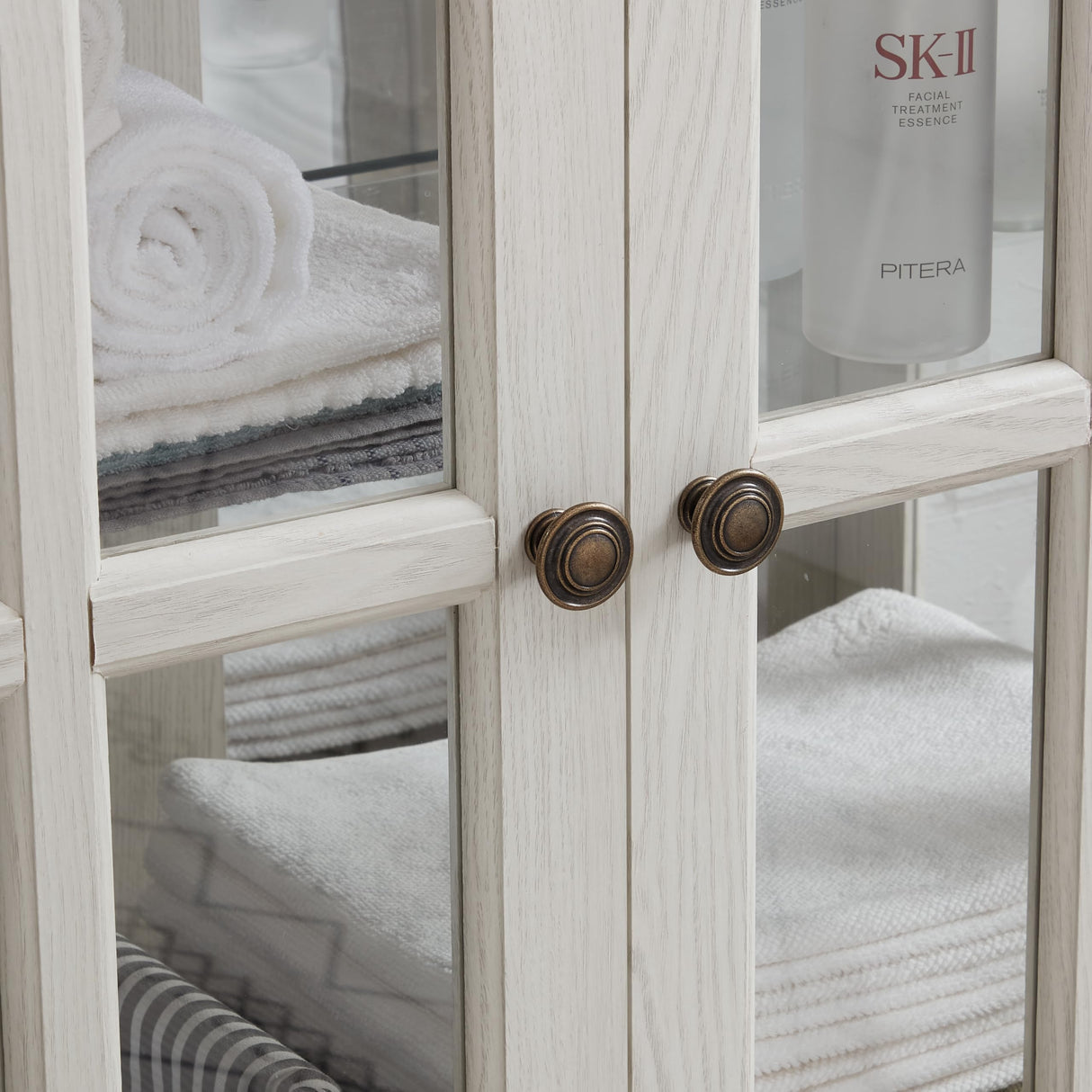 KEIKI Curio Cabinet, Lighted Glass Display Cabinet w/ 2 Glass Doors & Adjustable Shelves, Lighted Showcase with LED Light Strip, White KEIKI