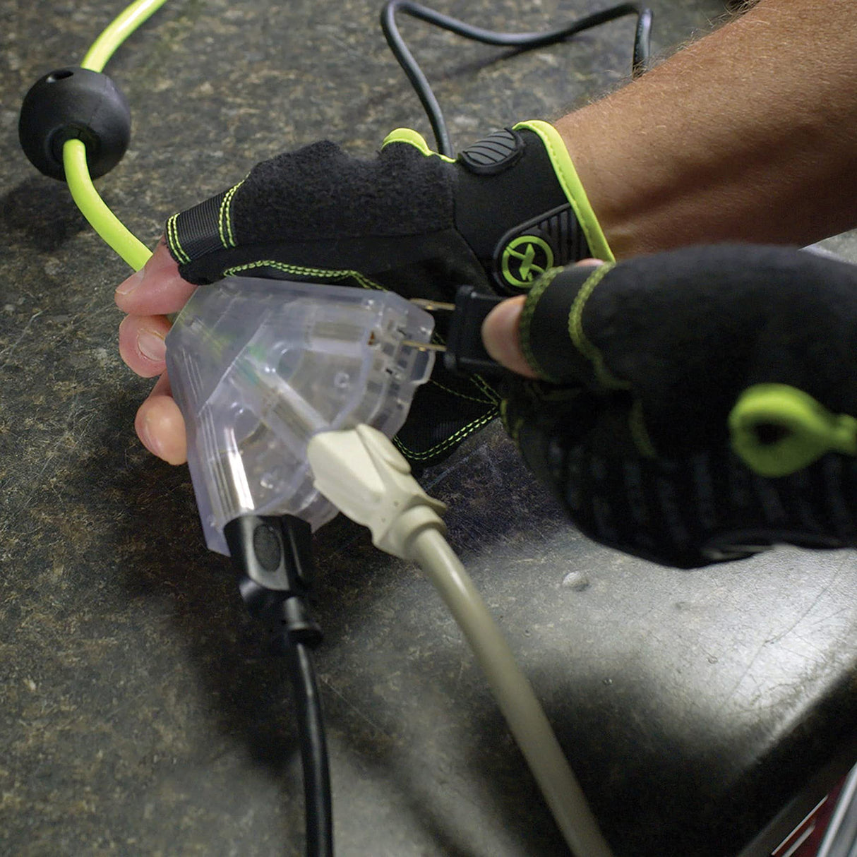 Flexzilla Retractable Extension, 14/3 AWG SJTOW, 50', Grounded Triple Tap Outlet Electric Cord Reel, ZillaGreen, FZ8140503 Flexzilla