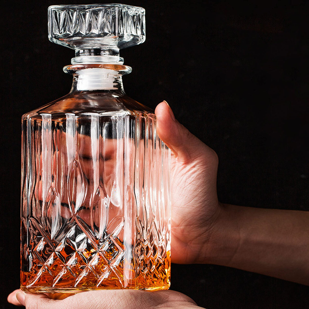 1PCS 33.8 oz Diamond Decanter Whiskey Decanter Crystal Whiskey Bottle – For Whiskey, Bourbon, Scotch and Spirits XXYXXY