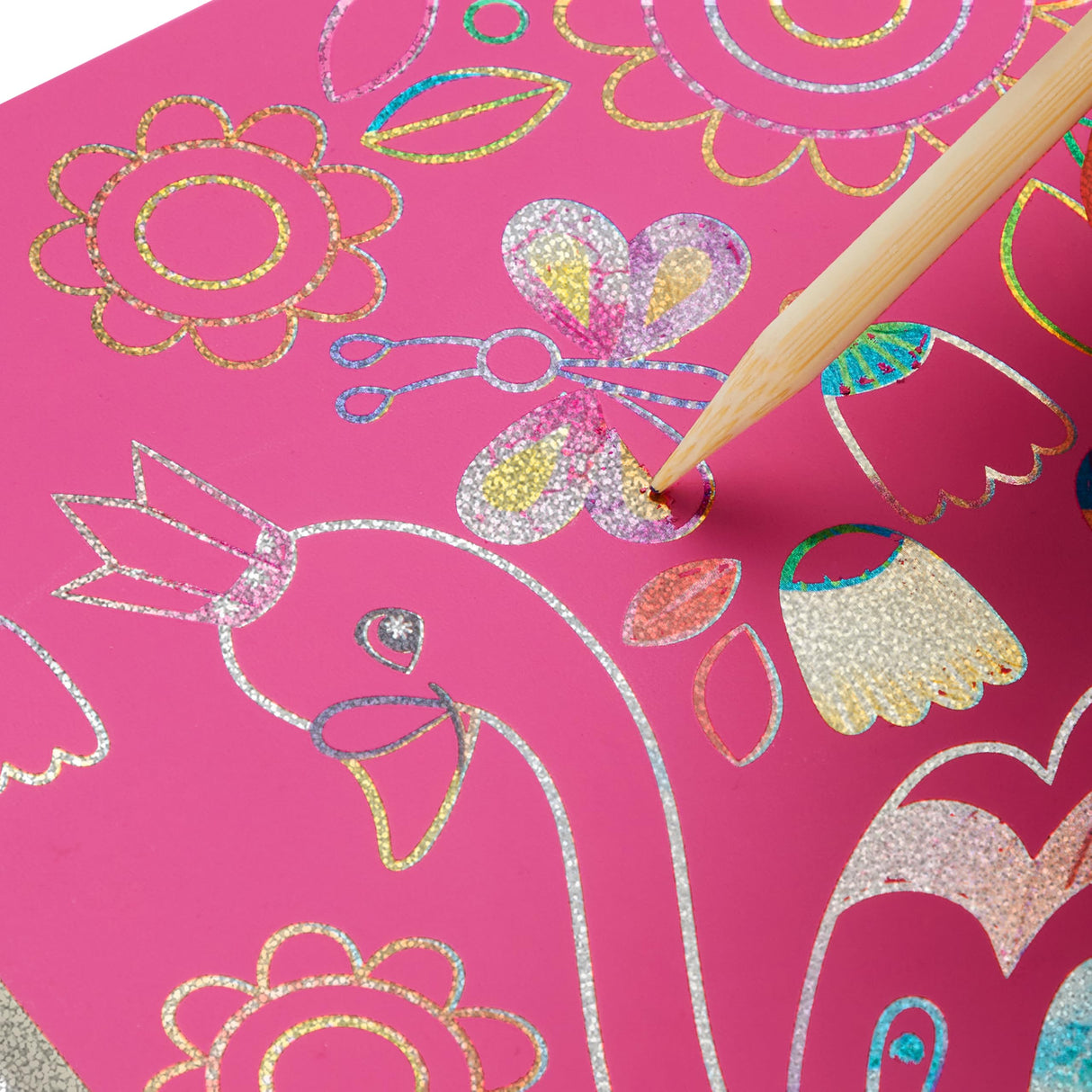 Mudpuppy Unicorn Magic - Scratch & Sparkle Art Activity Kit Featuring Fun Illustrations of Unicorns for Children Ages 5 and Up Mudpuppy