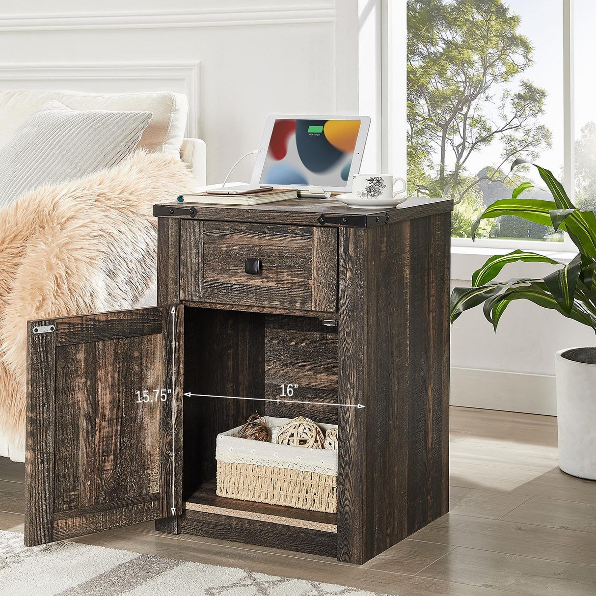 SOOWERY Nightstands Set of 2, Nightstand with Charging Station, Farmhouse End Table with Barn Door and Drawer, Rustic Wood Sofa Side Table for Bedroom, Living Room, Dark Rustic Oak SOOWERY