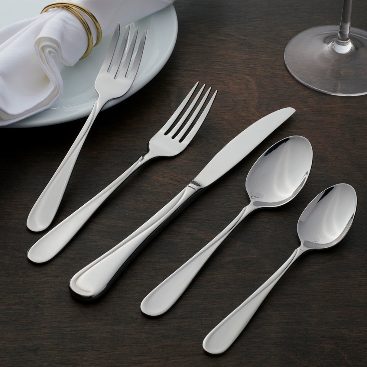 Oneida Flight 45-Piece Stainless-Steel Flatware Set, Service for 8 Oneida