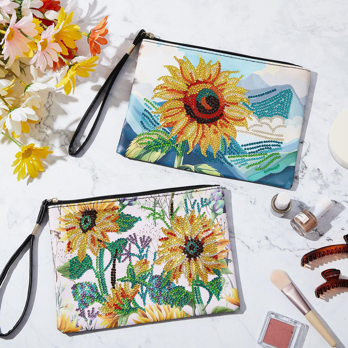 Geyoga 2 Pieces DIY Diamond Painting Purses 5D DIY Diamond Painting Handbag Diamond Art Wristlet Clutch Bag for Women Girls Art Craft Makeup Gift (Sunflower) Geyoga