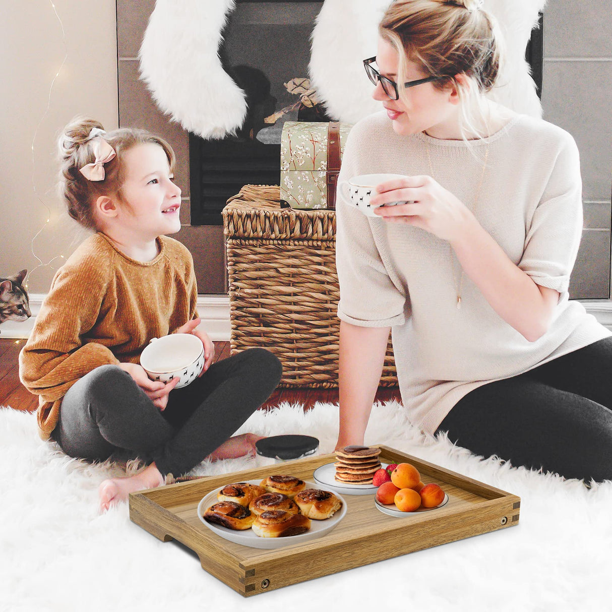 VaeFae Acacia Bed Table Tray, Wooden Breakfast Tray with Folding Legs, Bed Tray for Eating and Laptop, Eating Trays for Bedroom VaeFae