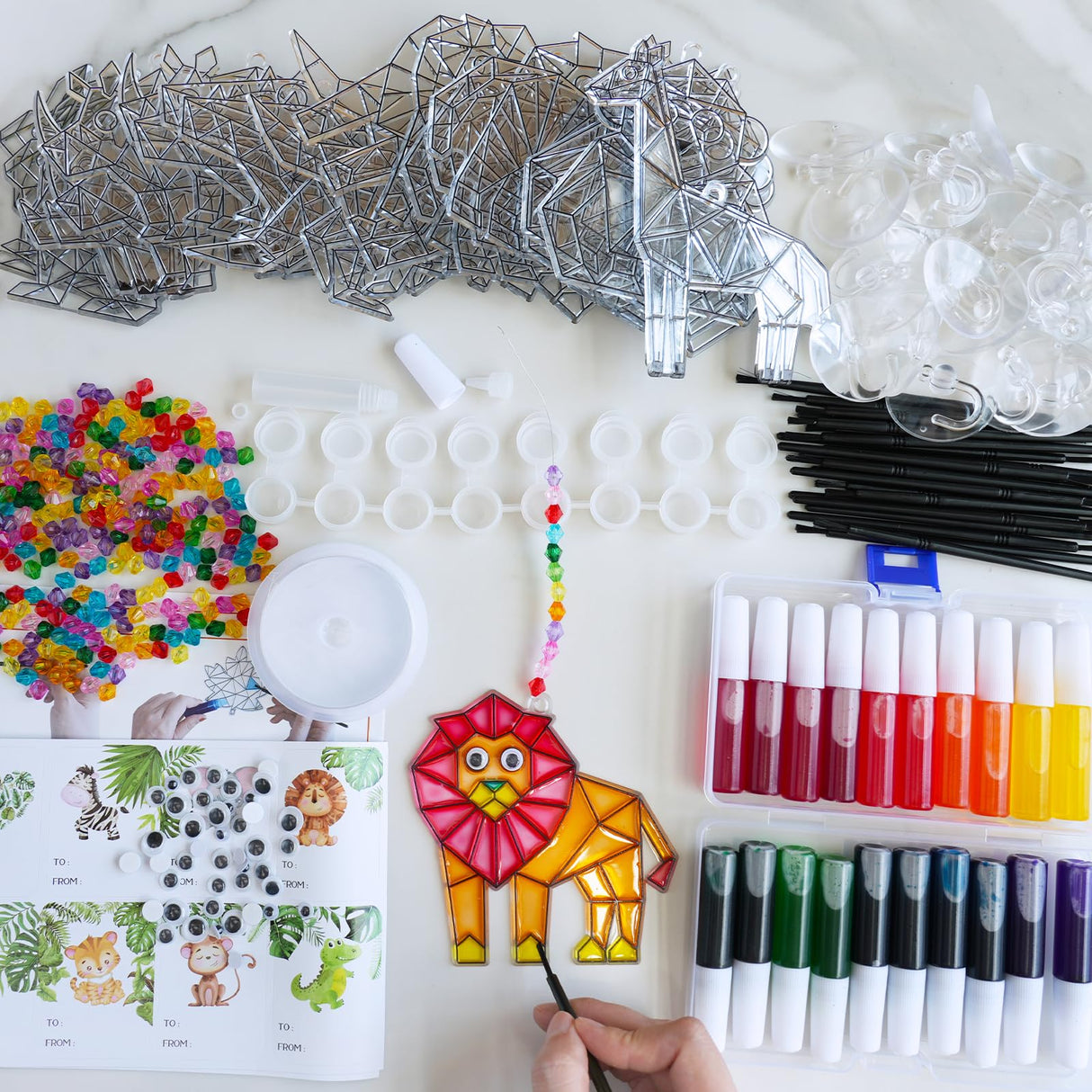 Winlyn 24 Sets Jungle Animal Suncatcher Decorations DIY Window Paint Art Craft Kits Safari Animal Sun Catchers Rainbow Painting Kit for Kids Classroom Activities Summer Camping VBS Party Art Project Winlyn