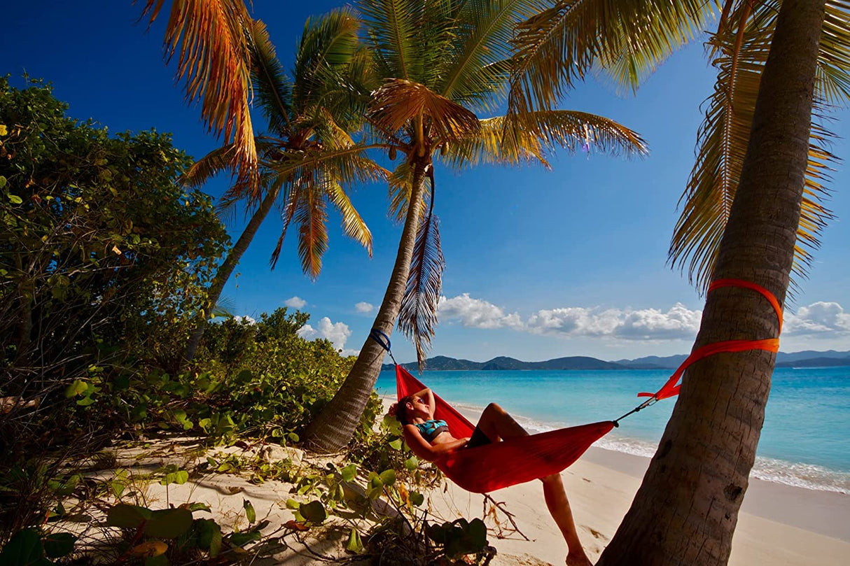 ENO SingleNest Hammock - Lightweight, 1 Person Portable Hammock - for Camping, Hiking, Backpacking, Travel, a Festival, or The Beach - Seafoam/Navy ENO