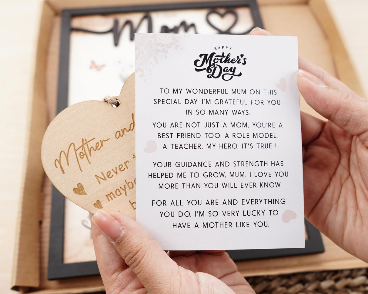 Personalized Grandma's Garden Birth Month Flowers Photo Frame Wall Art Custom Wooden Family Name Sign Grandmother Nana Mimi Gigi Gift For Mothers Day, Grandparents Day Family Home Decoration vinatimes