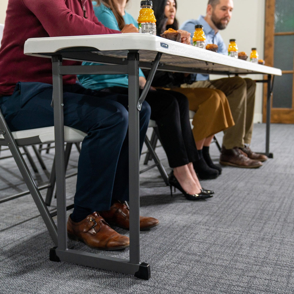 Lifetime 8-Foot Seminar Table, Commercial Lifetime