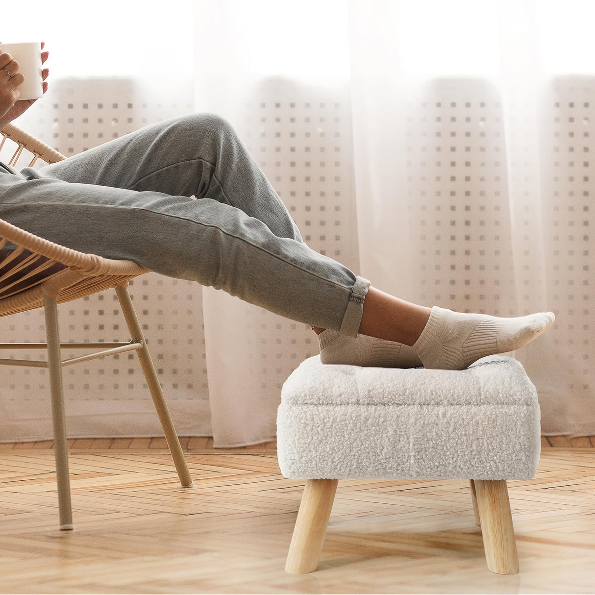 OGEMXU Ottoman Foot Rest, White Teddy Foot Stool with Storage for Dorm, Small Foot Stools with Wood Legs, Rectangular Foot Rest for Chair, Living Room, Couch, Bedroom (Cream) OGEMXU