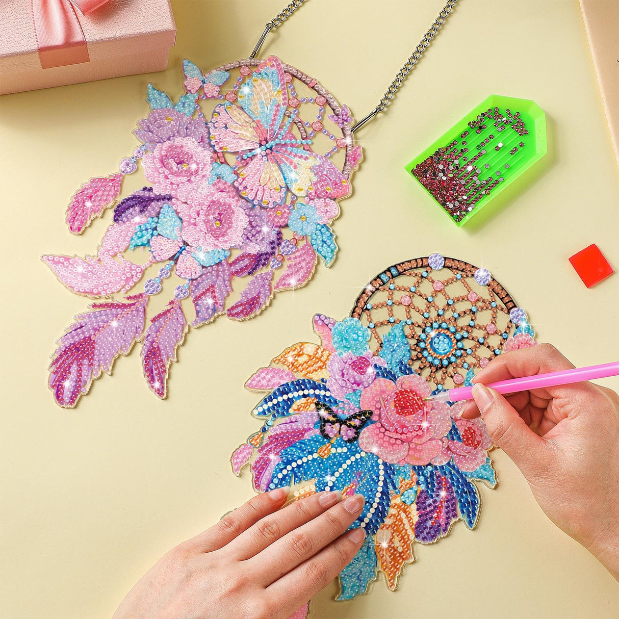 Saillong 2 Pcs Dream Catcher Diamond Art Painting Kits for Adults DIY Summer Butterfly Flower Suncatcher Hanging Diamond Painting Art Wind Chime Hanging for Home Window Door Decor(Flower) Saillong