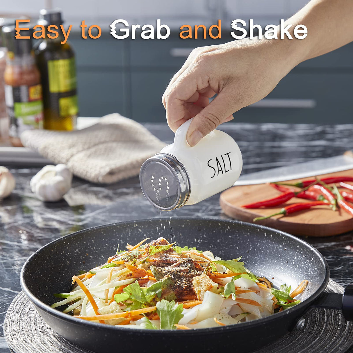 Salt and Pepper Shakers Set, ZOSUJO 4 oz Cute Salt Pepper Shaker, Kitchen Decor for Home Restaurants Wedding, Glass Black White Shaker Sets with Stainless Steel Lids ZOSUJO