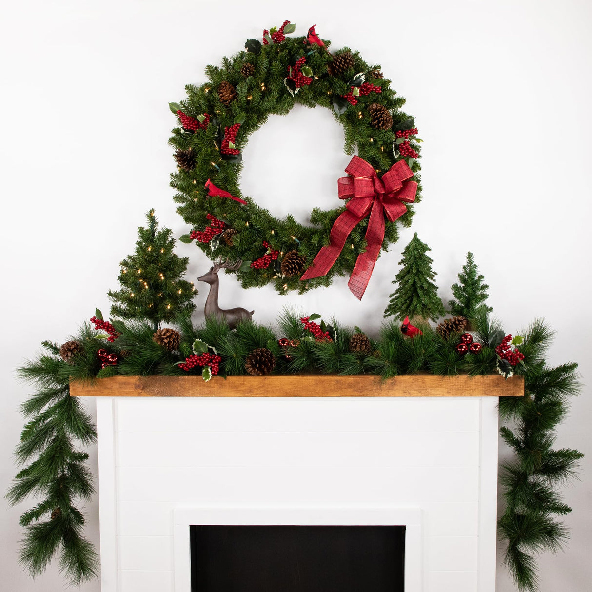 Northlight Pre-Lit Canadian Pine Artificial Christmas Wreath - 36" - Clear Lights Northlight