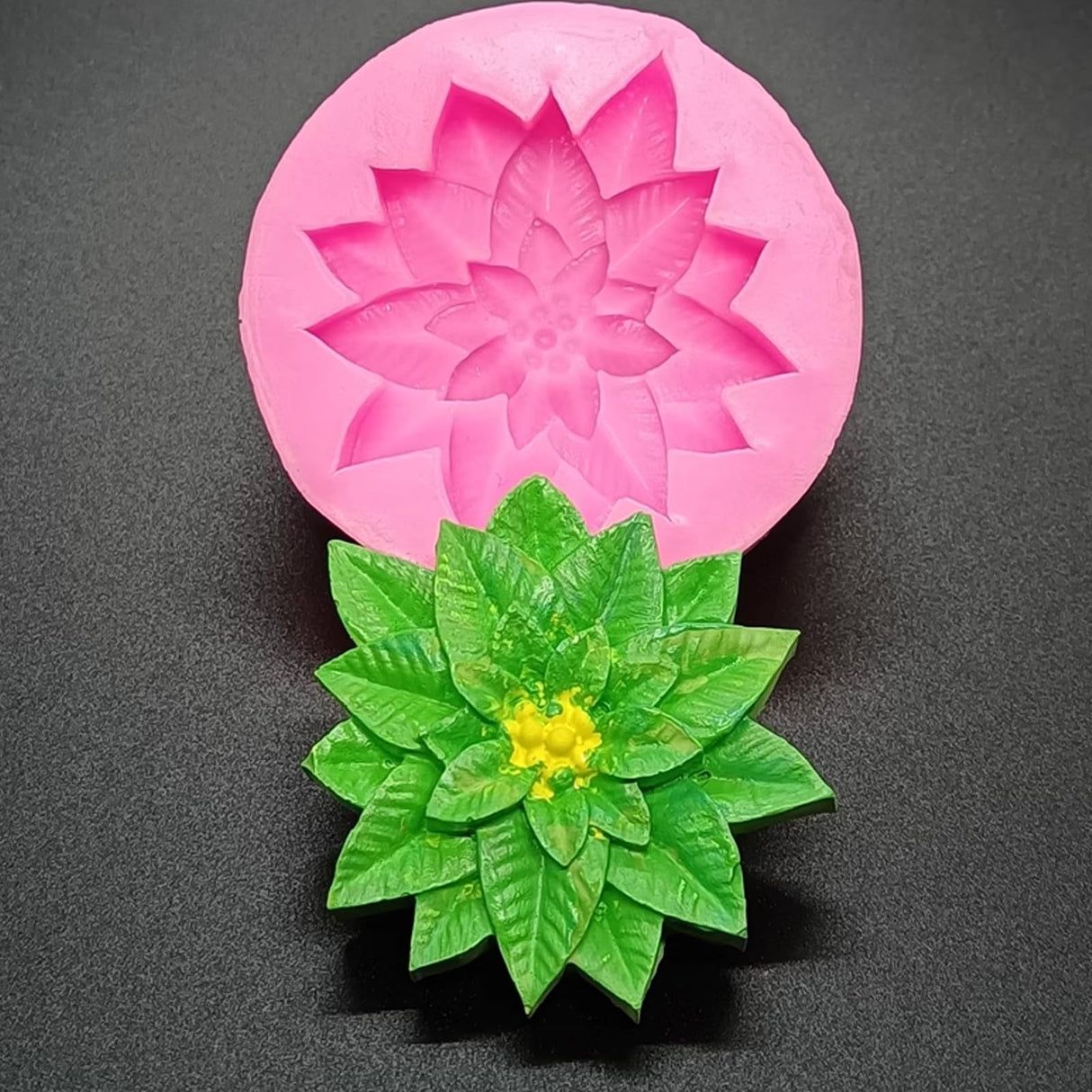 2PCS Christmas Holly Leaf Silicone Molds, Christmas Chocolate Fondant Mold for Baking, Plant Leave Resin Candle Soap Mold, Cake Decorating Dessert Mold, DIY Resin Casting Clay Craft Accessories Wehous