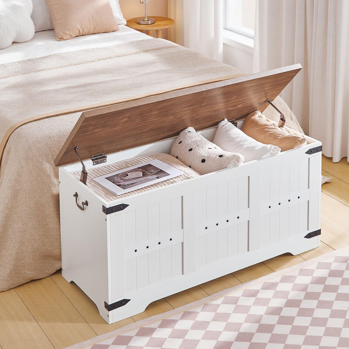 HOOBRO Toy Box, Storage Bench with Safety Hinges, Wooden Toy Chest, 39.4" Farmhouse Storage Chest, for Entryway, Bedroom, Living Room, White and Walnut WH507CW01 HOOBRO