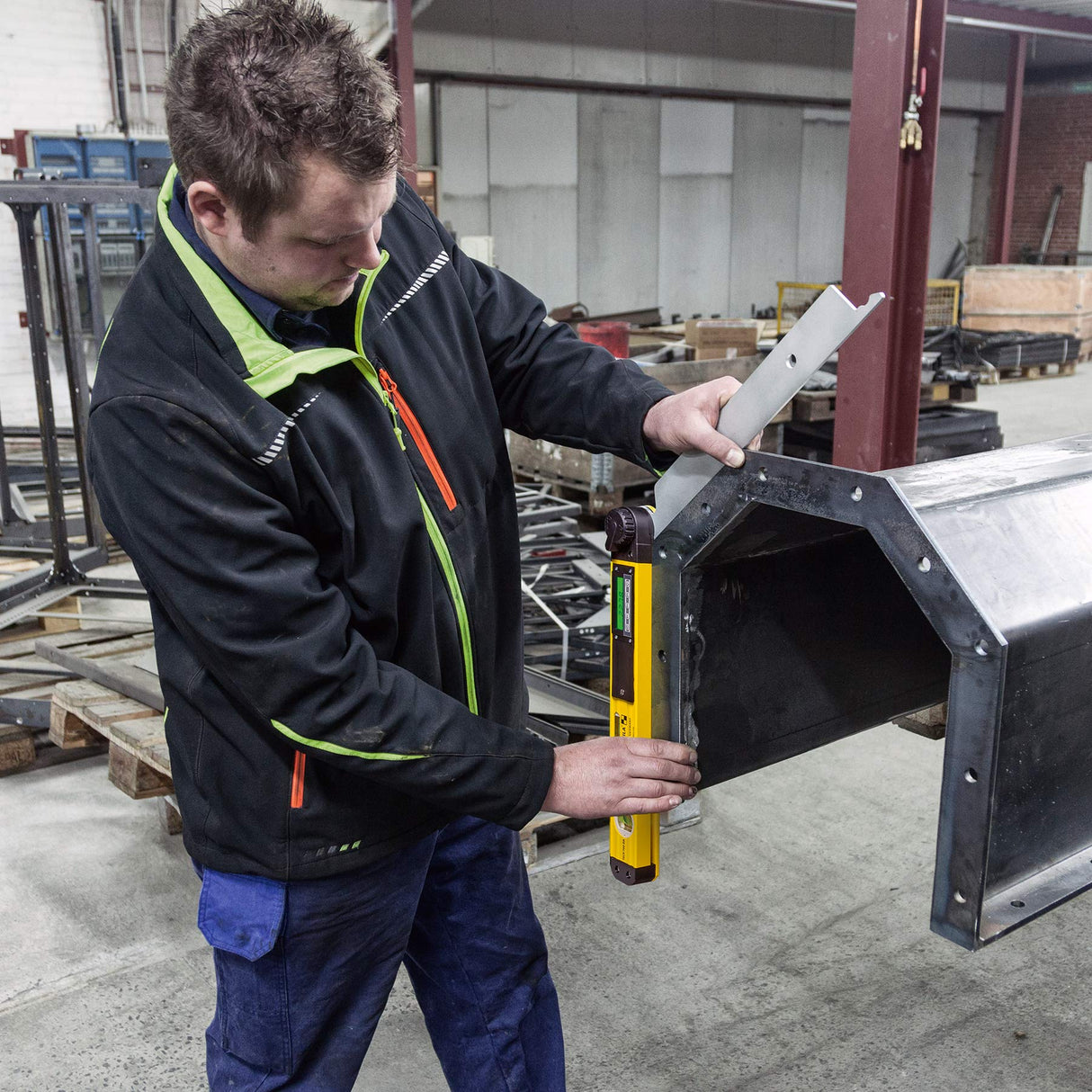 STABILA 39032 Digital Angle Measurer 32" Stabila