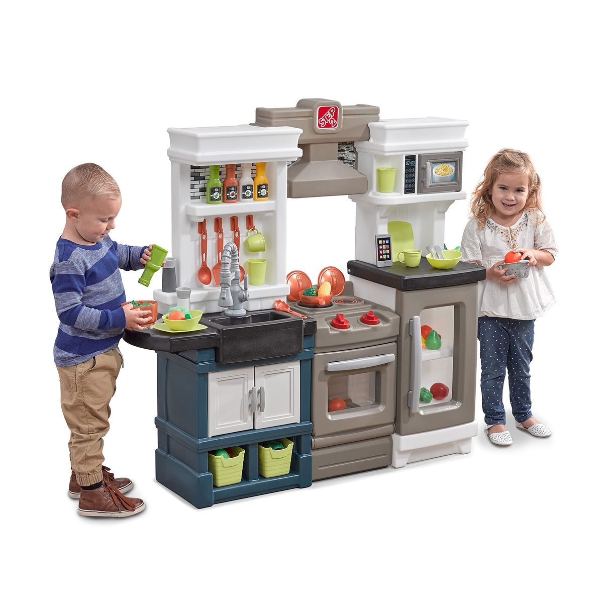 Step2 Modern Metro Kids Kitchen Playset, Indoor/Outdoor Kitchenette, Interactive Play with Lights and Sounds, Made of Durable Plastic, Includes 33 Piece Toy Accessories, For Toddlers 2+ Years Old Step2