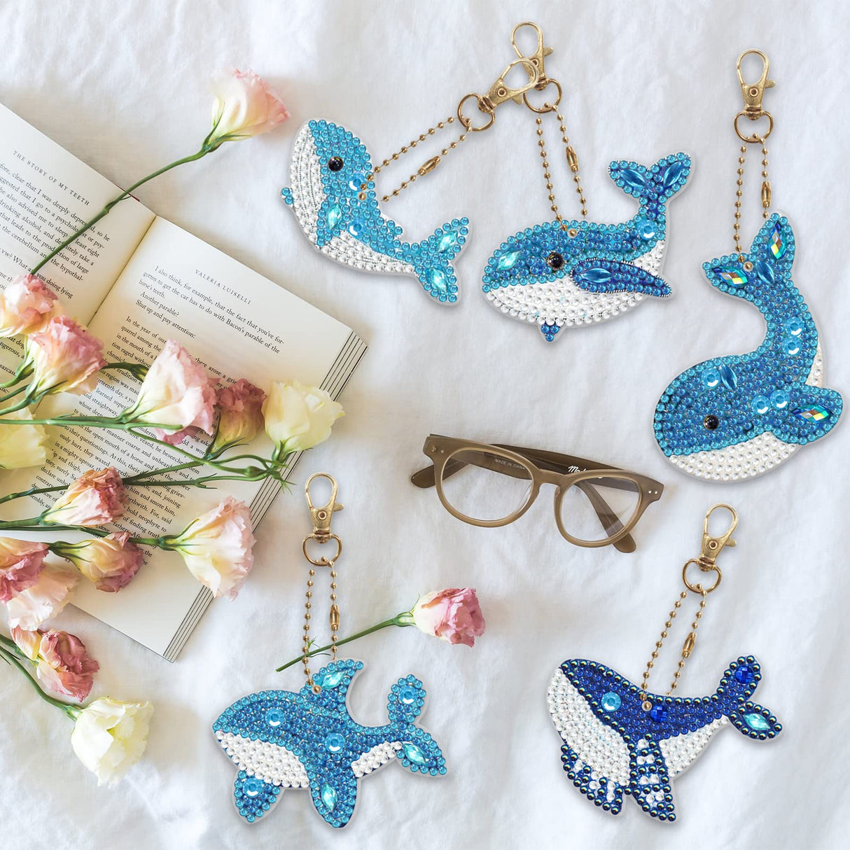 JBTM24 Diamond Painting Keychains Kits, Double Sided Diamond Art Keyrings for Adults, DIY Art Key Rings Ornaments Kits (Whale) JBTM24