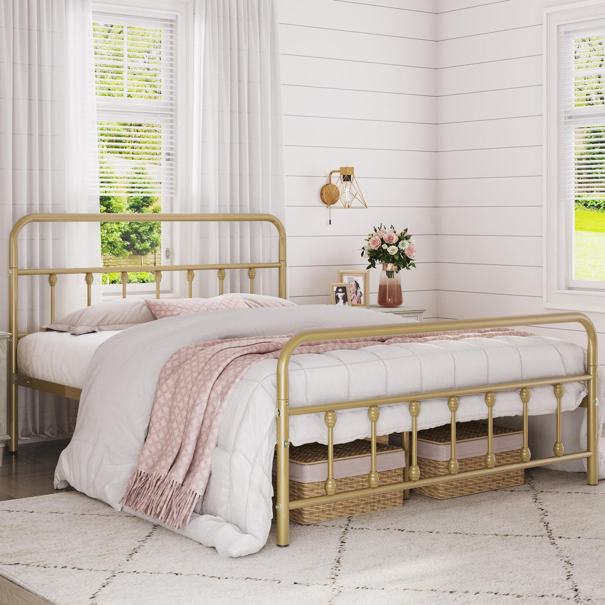 Yaheetech Antique Gold Victorian Metal Platform Bed Frame with Storage and High Headboard Yaheetech