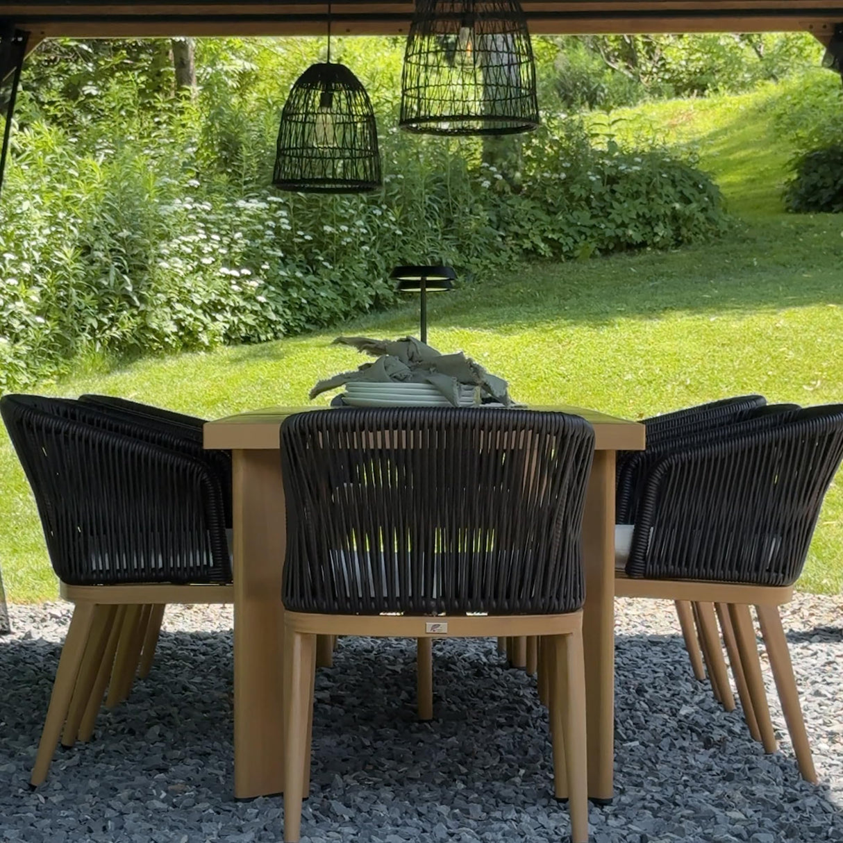 PURPLE LEAF 2 Pieces Outdoor Dining Chair All-Weather Wicker Aluminum Frame Patio Dining Chair for Lawn Garden Backyard Deck with Cushion Teak Armchair PURPLE LEAF