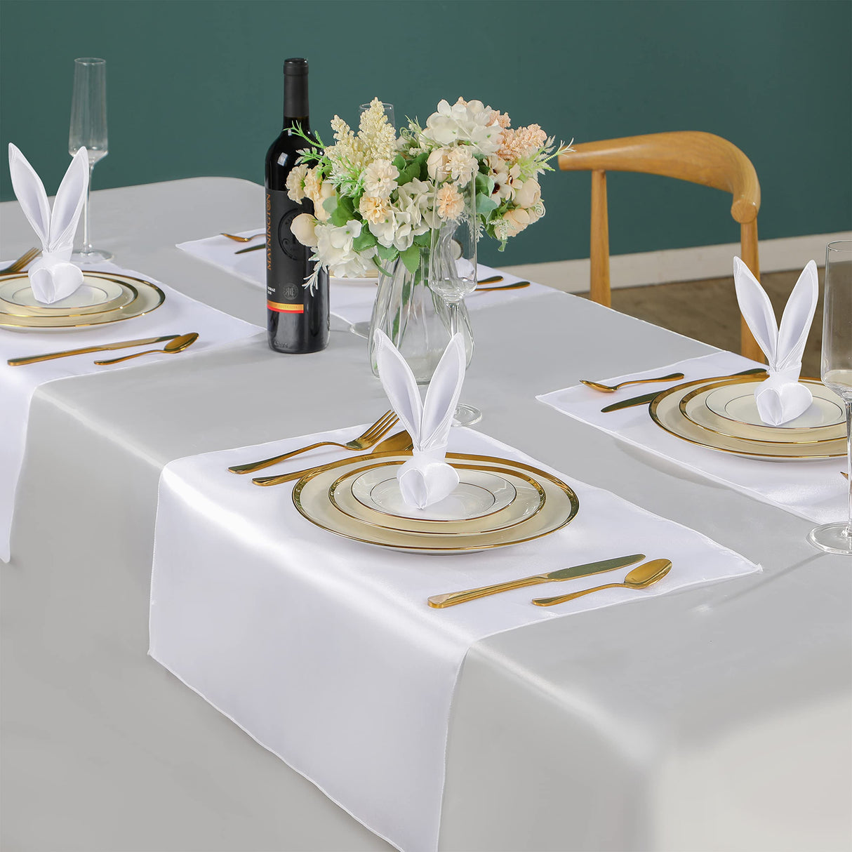 VACVELT 50 Pack White Satin Napkins 20x20 Inch Wedding Napkins Bulk, Decorative Elegant Dinner Napkins Square Table Napkins Decor, Silky Satin Cloth Napkins for Restaurant Banquet Graduation Party VACVELT