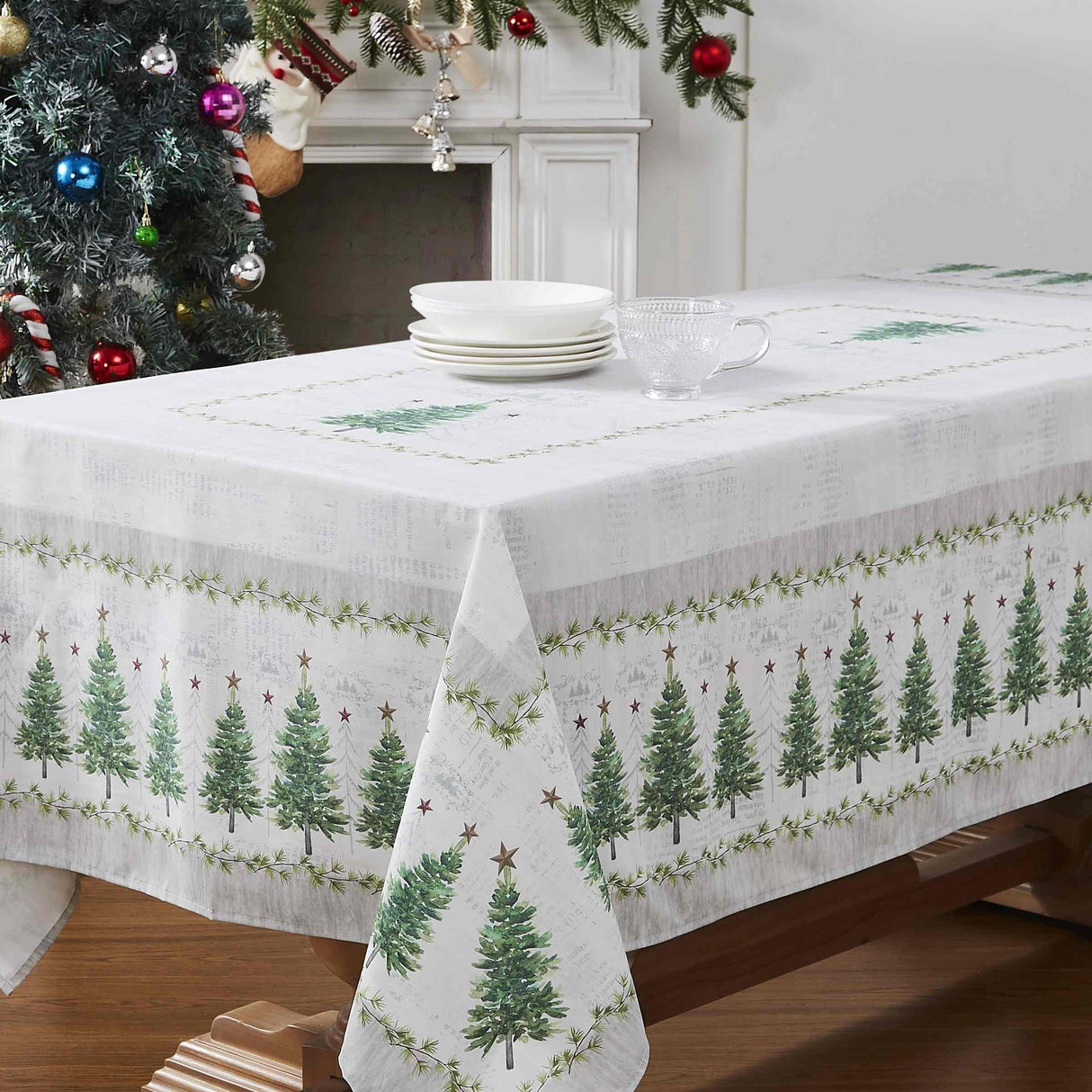 Avanti Linens - Tablecloth, Tabletop Accessories, Christmas Decorations, 52" x 70" (Trees Collection) Avanti Linens