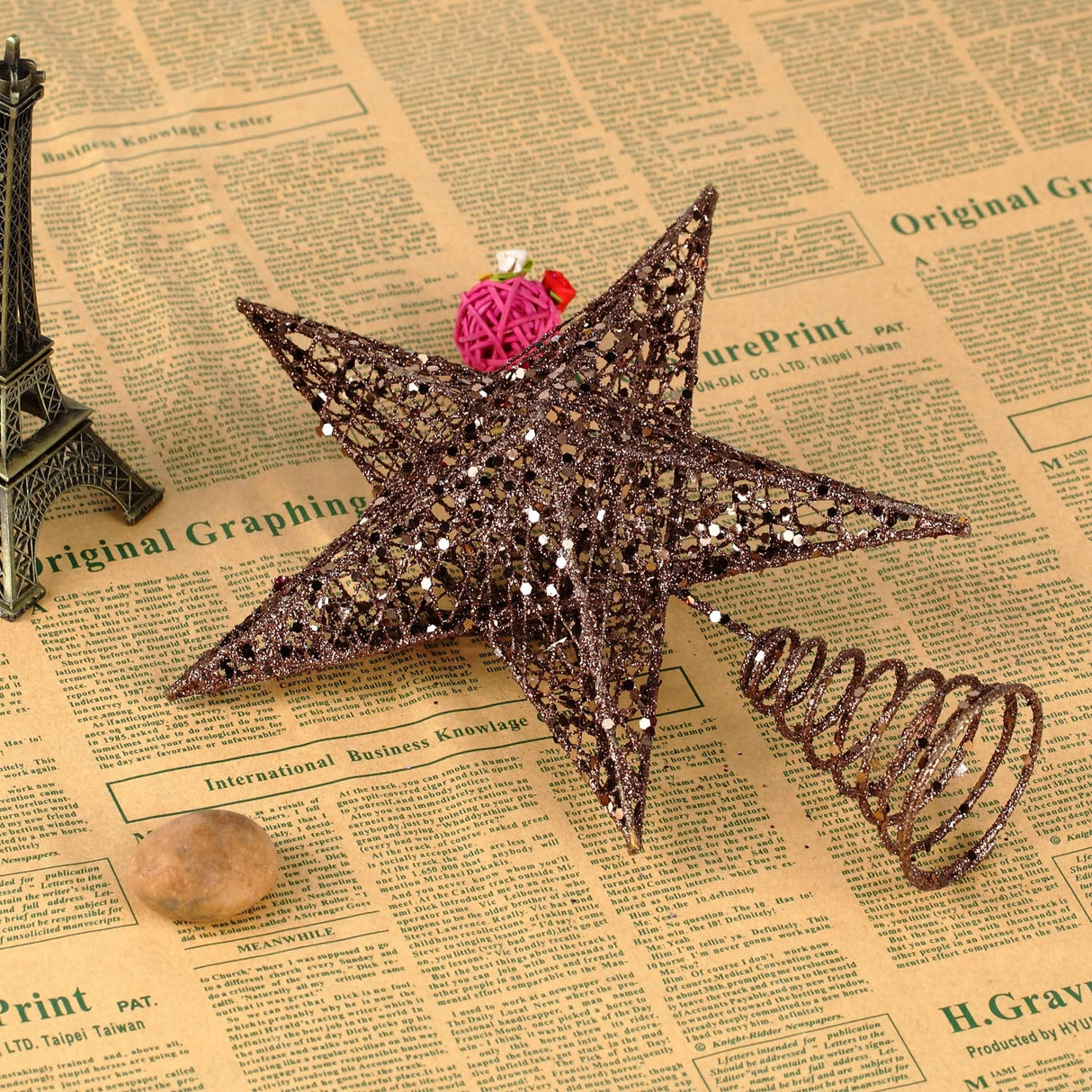 BinaryABC Christmas Tree Topper Star,Glittering Christmas Tree Decoration Ornaments,20cm (Coffee) BinaryABC