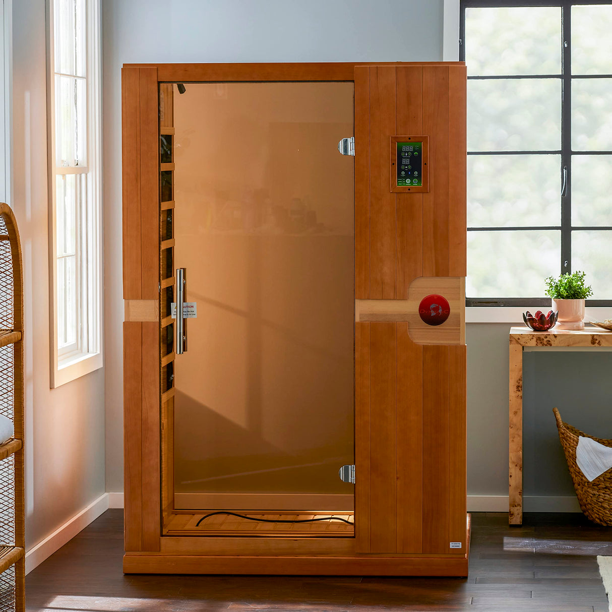 Dynamic Saunas Venice 2-Person Low EMF (Under 8 MG) FAR Infrared Sauna, Curb Side Delivery New DYNAMIC SAUNAS