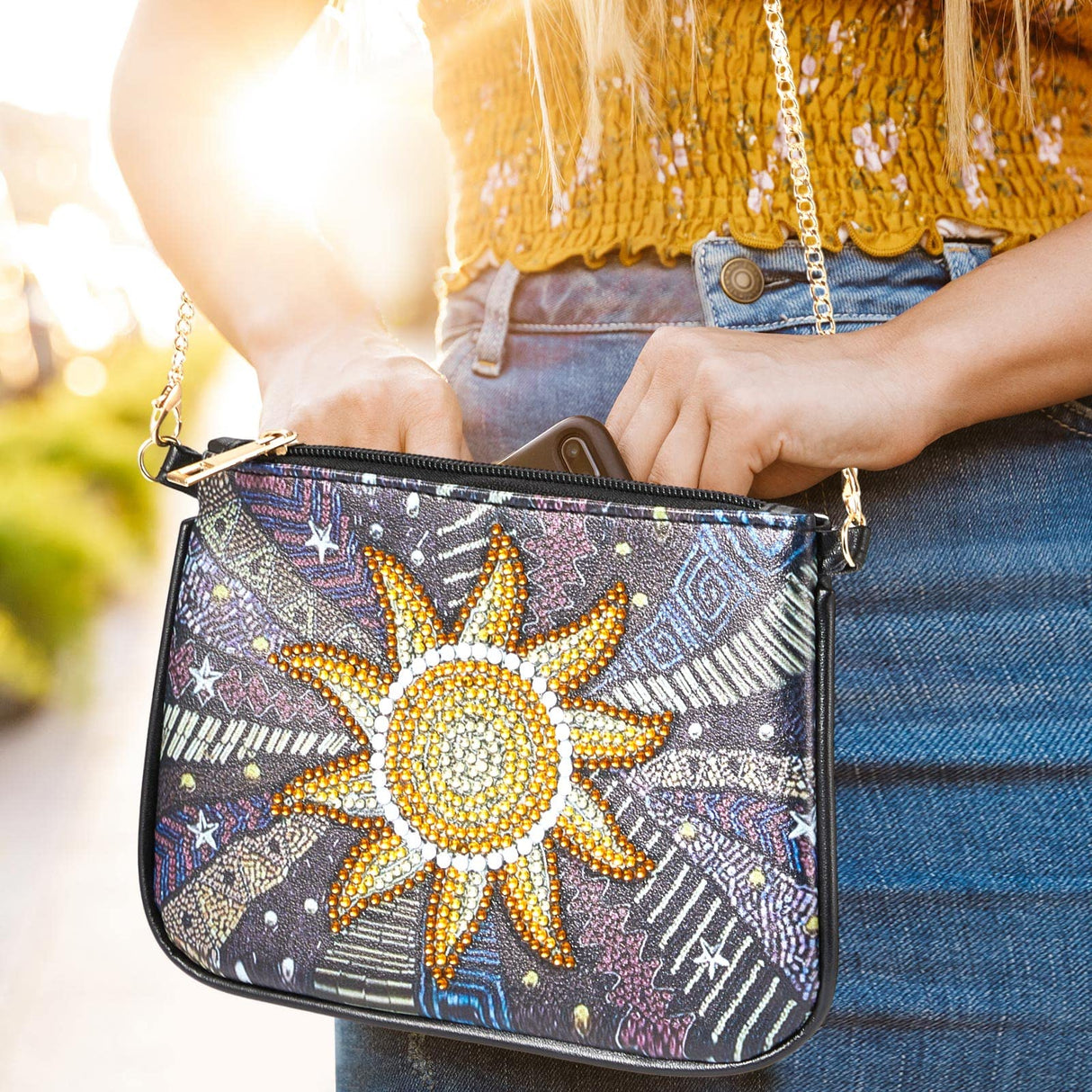 Geyoga 2 Pcs Diamond Art Purses Handbag Diamond Art Kits for Adults Sunflower and Flower Crossbody Bag 5D DIY Shoulder Makeup Bag Chain Leather Clutch Purse Geyoga