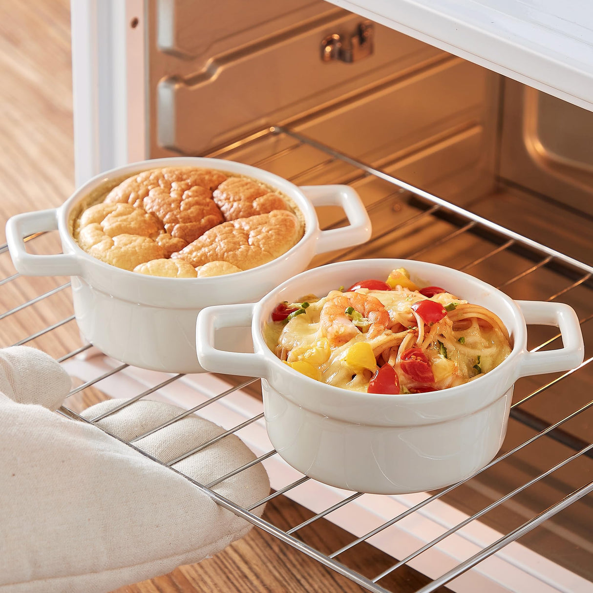 Lareina Mini Cocotte - 12oz Ceramic Casserole Dishes - Kitchen Casserole Sets With Handles And Lid - Small Baking Ramekins - Oven, Microwave & Dishwasher Safe - Set of 4 - White Lareina