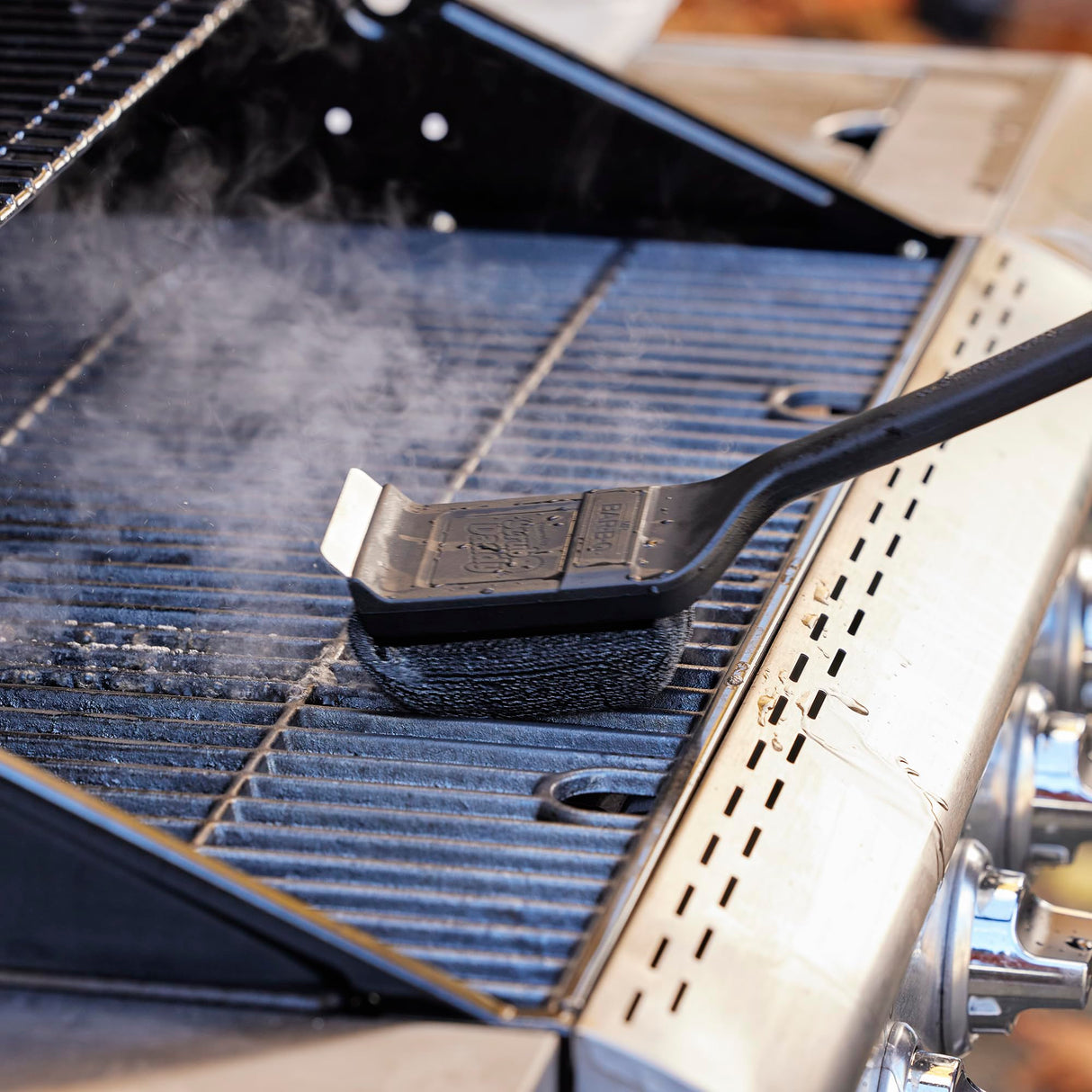 Mr. Bar-B-Q Steam Clean BBQ Brush Powered by Scrub Daddy Mr. Bar-B-Q