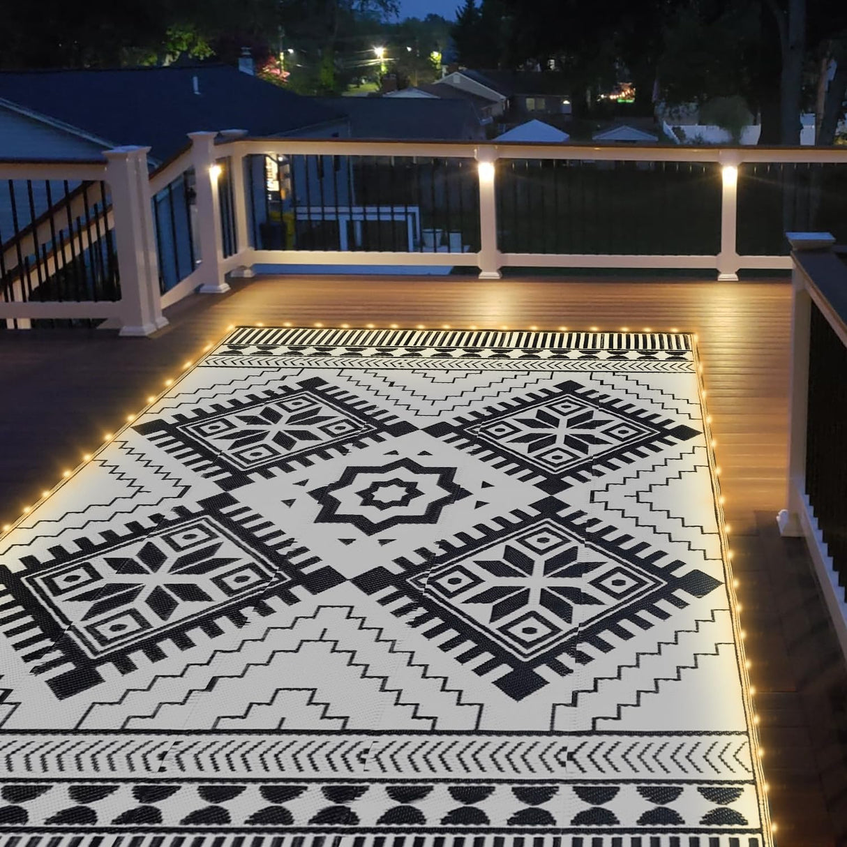 8x10ft Waterproof Outdoor Rug with LED Lights, Boho Reversible Plastic Straw Mat for Patio RV Camping Picnic Balcony Beach Deck Indoor Outdoor Carpet, Black&White DiiKoo