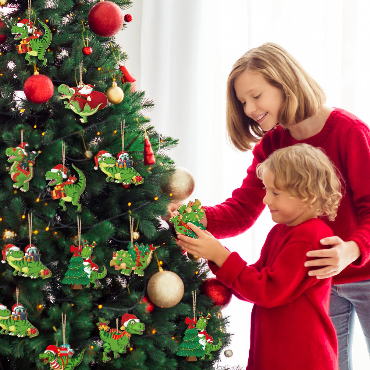 BBTO 40 Pcs Christmas Dinosaur Ornaments Christmas Tree Topper Ornaments Wood Decorative Hanging Dinosaur Wooden Ornaments for Christmas Tree Xmas Party Holiday Decoration BBTO