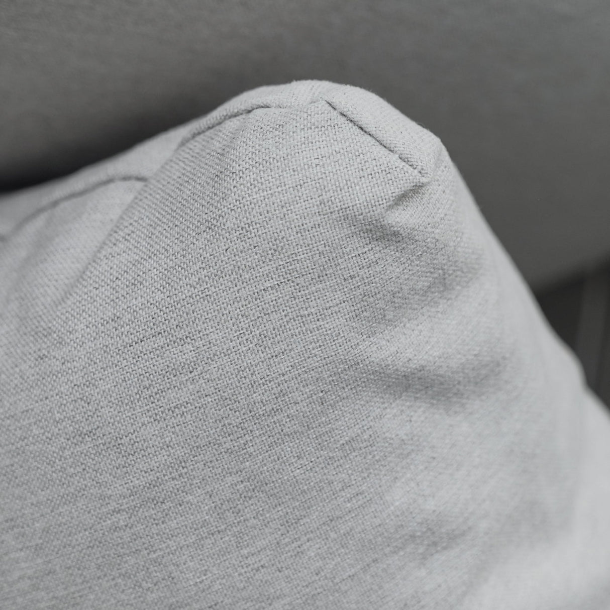 Cambridge Casual West Lake Mahogany Outdoor Convertible Sofa Daybed, Weathered Gray/Oyster Cushion Cambridge Casual