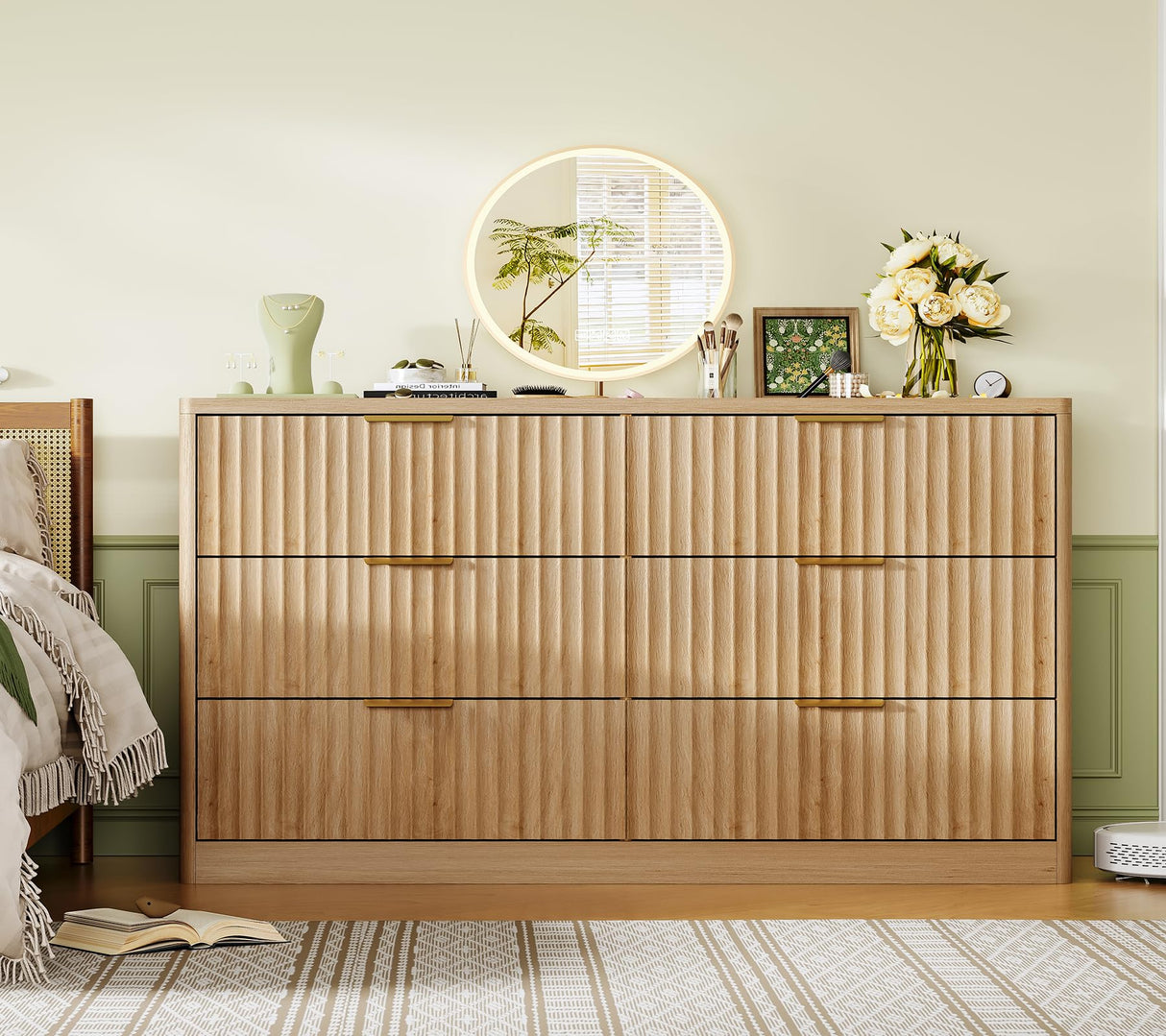TEENFON Fluted 6 Drawer Dresser for Bedroom, Wide Modern Chest of Drawers with Metal Handle, Curved Profile Design, Wood Closet Clothes Storage Organizer for Bedroom, Living Room, Hallway, Natural TEENFON