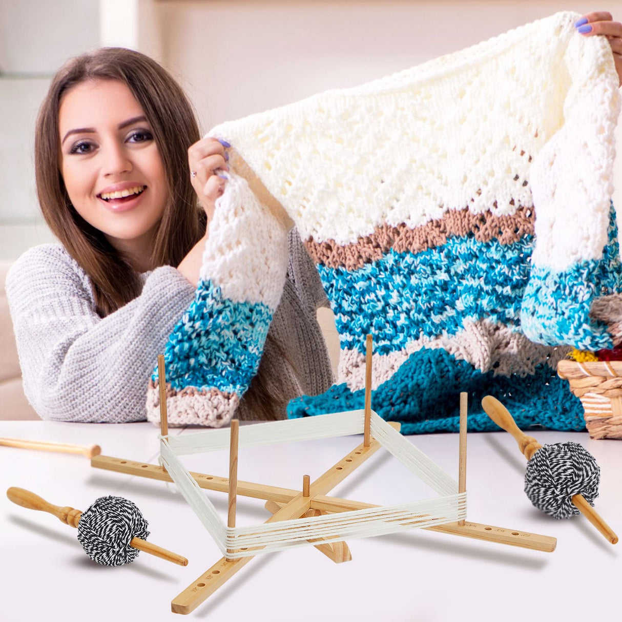 Juexica Amish Style Wooden Yarn Swift - 2 Pcs Ball Yarn Spindle Holder for Arts & Crafts Knitting Accessories Juexica