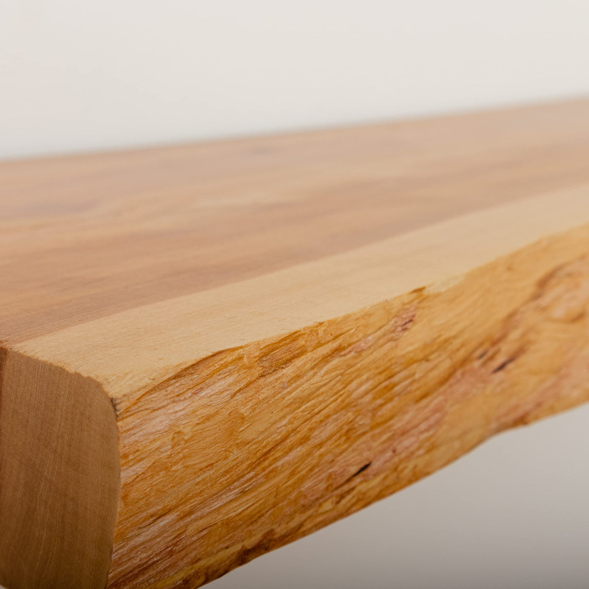 VINTAYARD Rustic Wood Floating Shelves, Live Edge Wooden Shelf for Farmhouse Wall Decor, Set of 2 Shelves with Solid Steel-Coated Hidden Brackets, Hand Finished and Sealed (Cedar, 24 inches Long) VINTAYARD