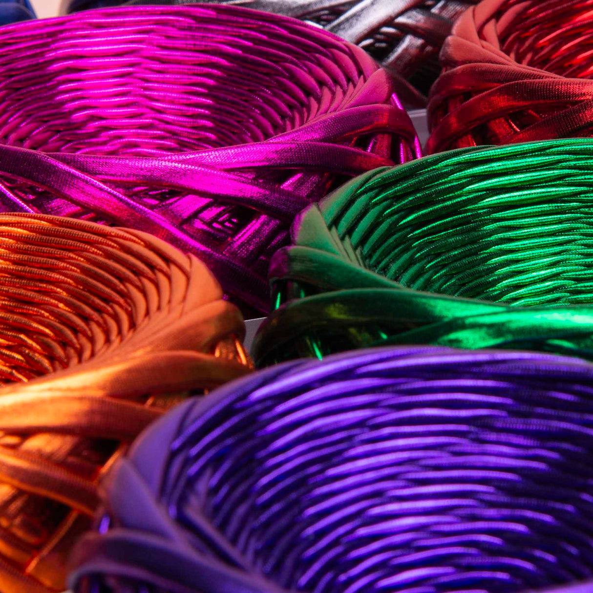 YarnArt Metallic Club Super Bulky T-Shirt Yarn - 100% Polyester, 6.35 oz / 180 gr, 60 yrds / 55 Meters - Shiny Colors for Handbags, Rugs, Chic Night Bags, Crochet (8116) YarnArt