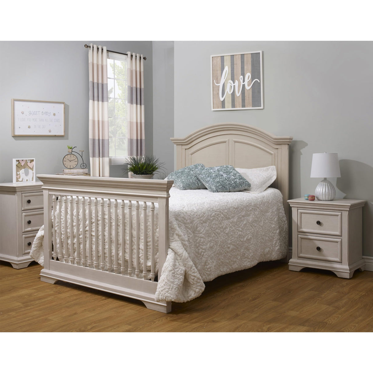 Sorelle Furniture High Arch Portofino Crib, Classic 4-in-1 Convertible Crib, Crib Made of Wood, Wooden Baby Bed, Toddler Bed, Child’s Daybed and Full-Size Bed, Nursery Furniture-Brushed Ivory Sorelle