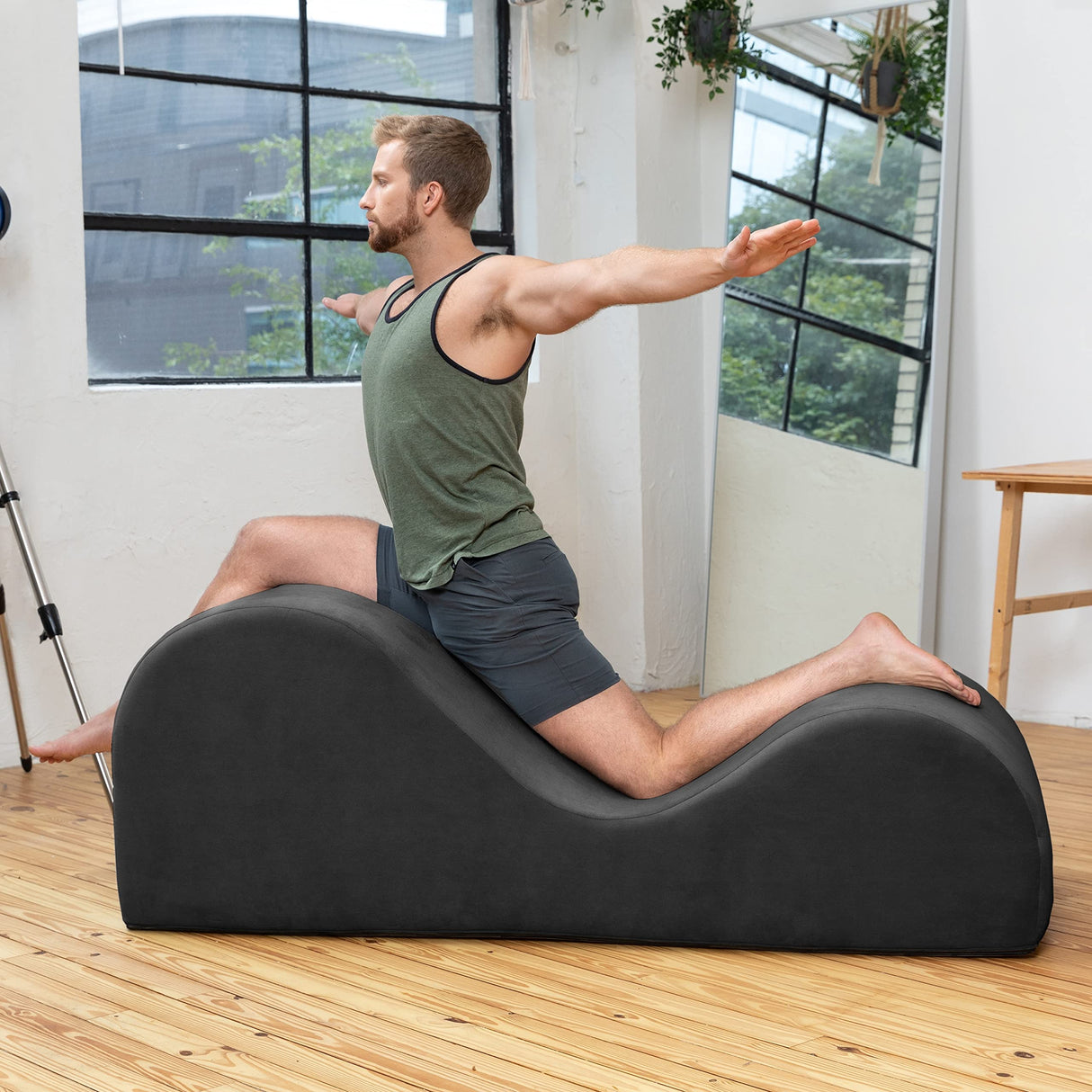 Avana Luvu Lounger - Chaise Lounge Chair for Yoga, Exercise, Massage - High Density Foam - Made in The USA - Black Avana