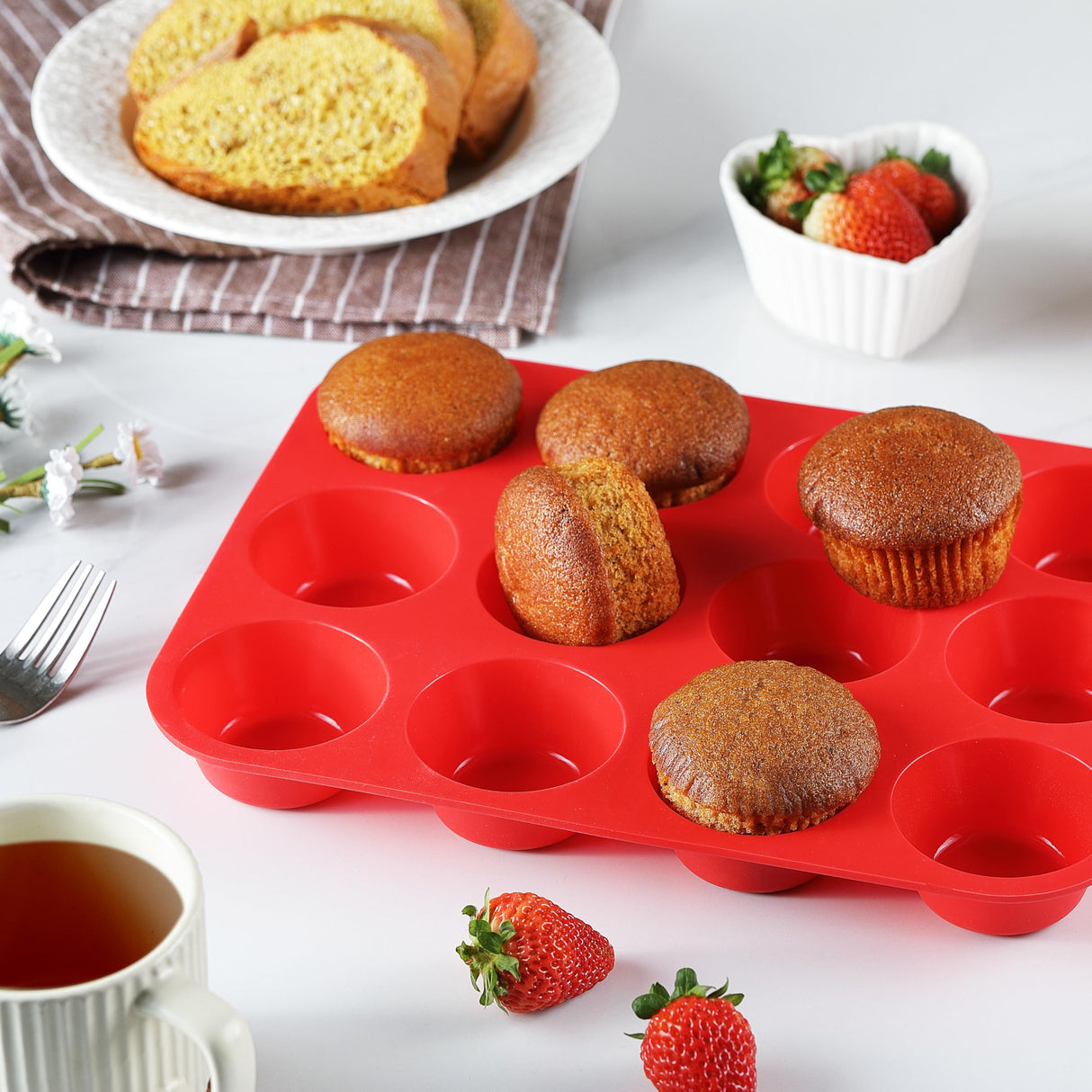 MONGSEW Silicone Muffin Pan, 12 Cups Non Stick Cupcake Pan, Great for Making Muffin Cakes, Bread, Tart, BPA Free and Dishwasher Safe MONGSEW