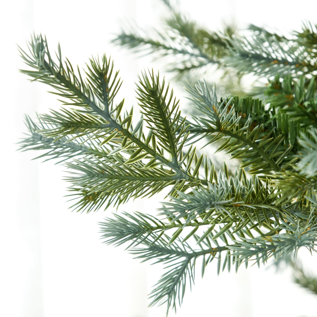 HOMCOM 7.5ft Artificial Christmas Tree Holiday Décor with 1288 Branches, Auto Open, Steel Base, Wide Shape, Easy-to-Shape Branches HOMCOM