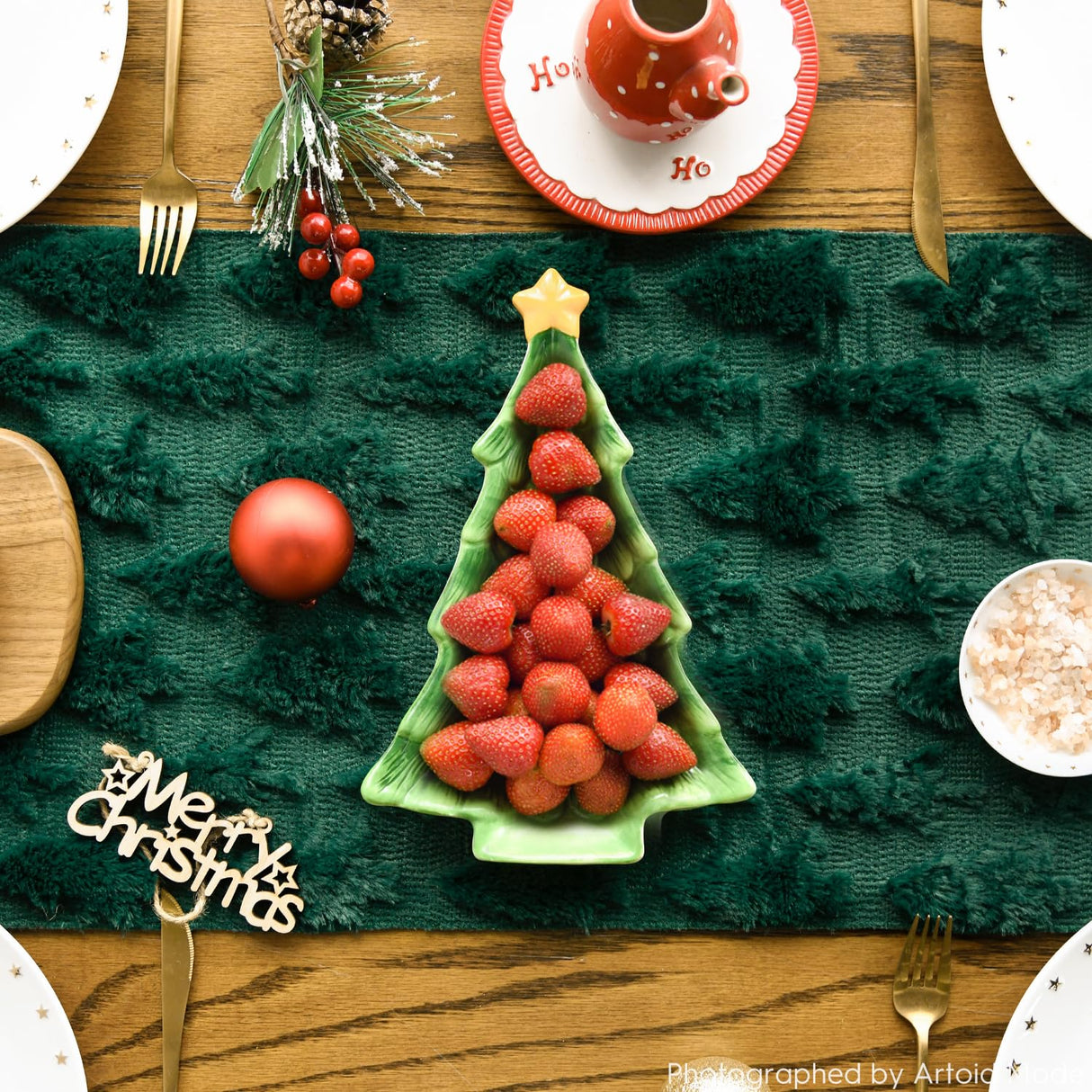 Artoid Mode Green Christmas Trees Soft Plush Faux Fur Jacquard Christmas Table Runner, Holiday Kitchen Dining Table Decoration for Home Party Decor 13x72 Inch Artoid Mode