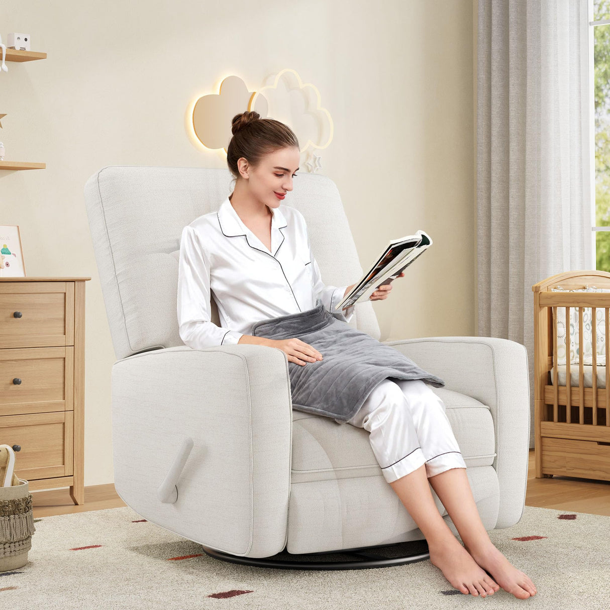 Garvee Nursery Recliner Chair, 360° Swivel Rocking Glider Chair for Adults with Adjustable Backrest & Footrest, Cozy Linen Upholstered Armchair for Living Rooms, Bedrooms, Apartments, Beige Garvee