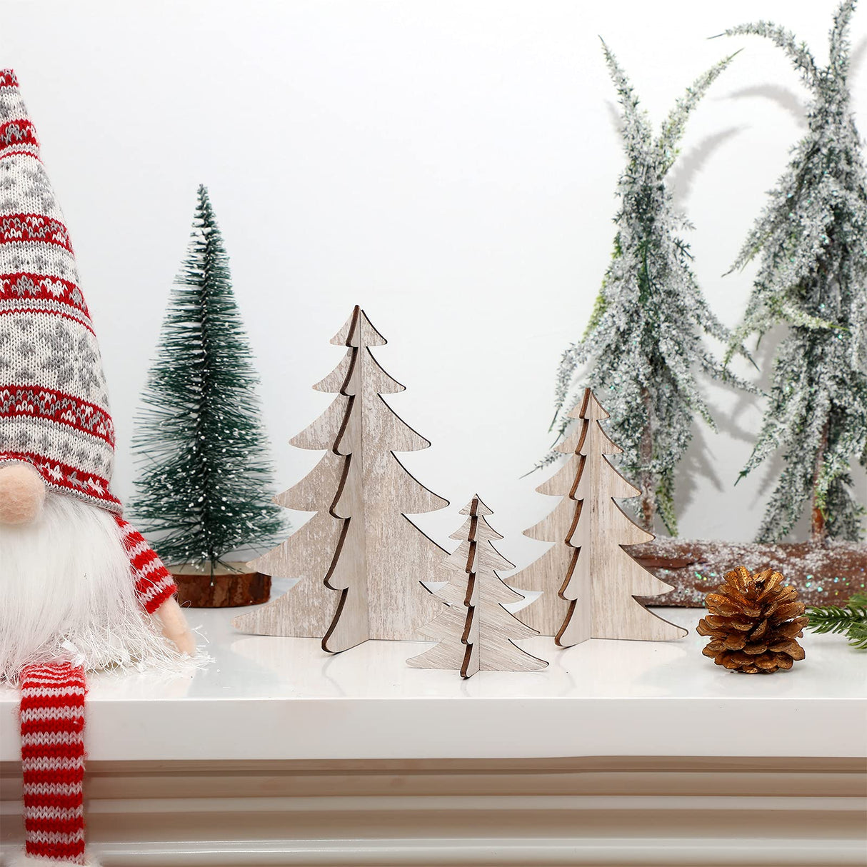 18 Pieces Wooden Christmas Tree Crafts 3D Natural Cutouts Rustic Wood Christmas Tree Decorations Decorative Wood Home Table Decors for Holidays Parties Anniversaries Decorations Marsui