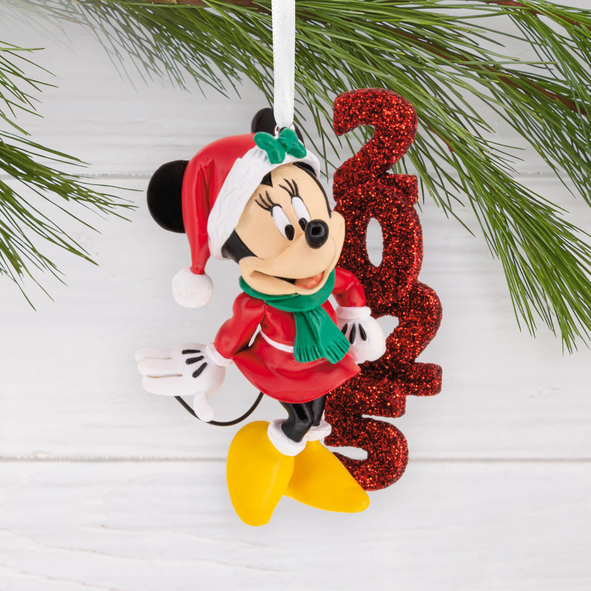 Hallmark Disney Minnie Mouse 2025 Christmas Ornament, Gifts for Disney Fans Hallmark