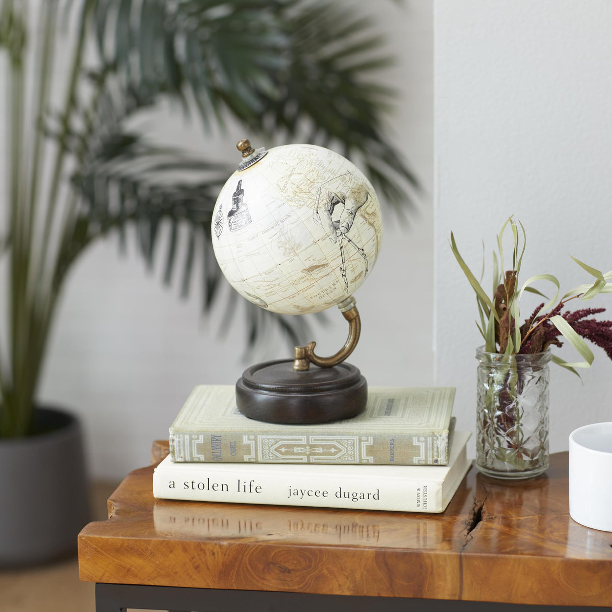 Deco 79 Wood Globe, 5" x 5" x 8", Yellow Deco 79