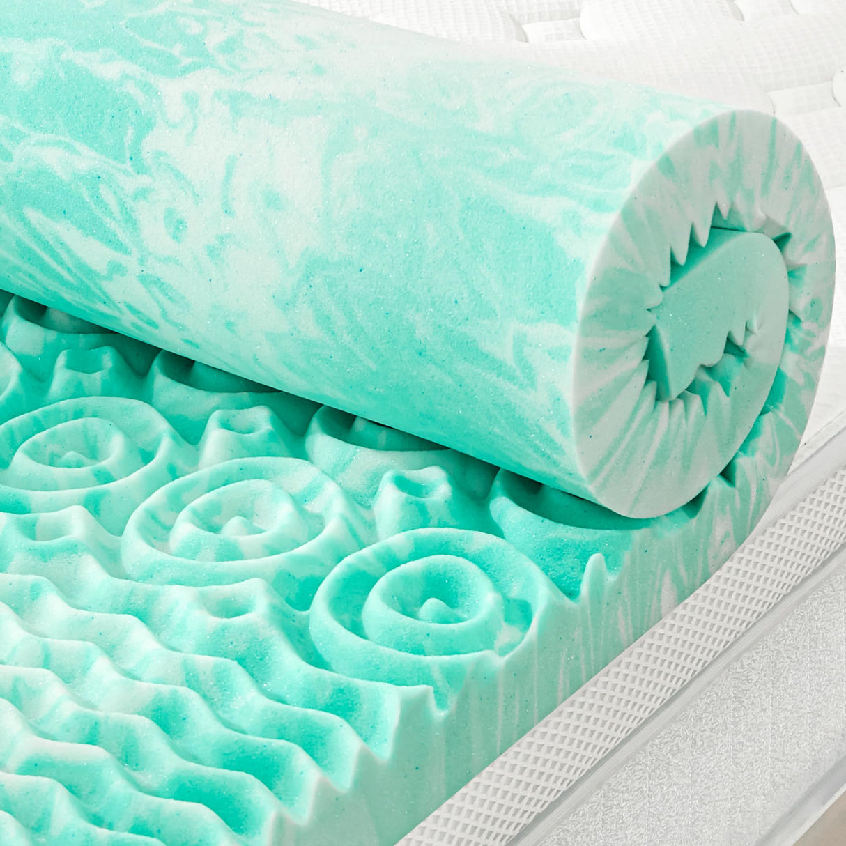 SINWEEK Mattress Topper Memory Foam Mattress Topper 1.5 Inch Queen Soft Mattress Pad for Pressure Relief, 5-Zone Design, CertiPUR-US Certified, Green SINWEEK