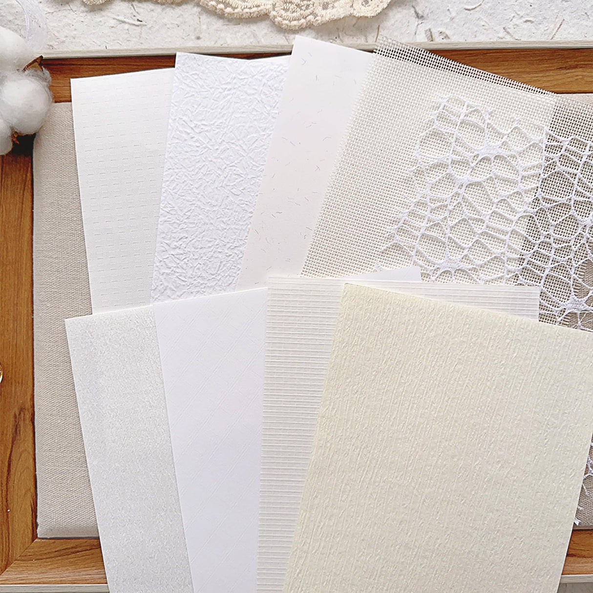 Aromoty 30 sheets A5 Large Textured Scrapbook Paper&Mesh Fabric set - Handmade Craft Mulberry Special Paper Mix for Scrapbooking Junk Journaling Supplies Card DIY Materials Collage, 5.8x8.2 Inches Aromoty