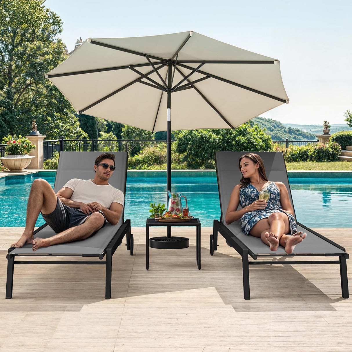 DWVO Outdoor Chaise Lounge Set, 2 Patio Chaise Lounge Chairs with Side Table, Padded Textile Pool Loungers with 5-Level Backrest and Wheels for Beach, Lawn, Porch, Garden (Grey) DWVO